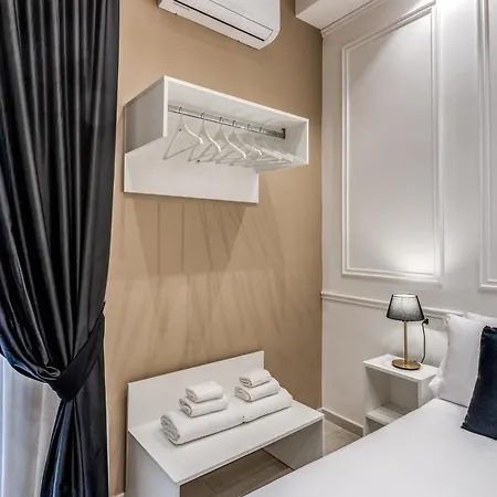 Πανσιόν Raggio Di Sole - Atarooms Collection Νάπολη