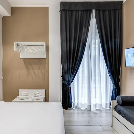 Raggio Di Sole - Atarooms Collection Πανσιόν Νάπολη